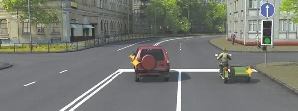 Кто из водителей, выполняющих поворот, нарушит Правила?